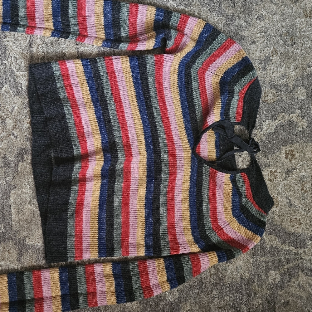 Colorful long sleeve